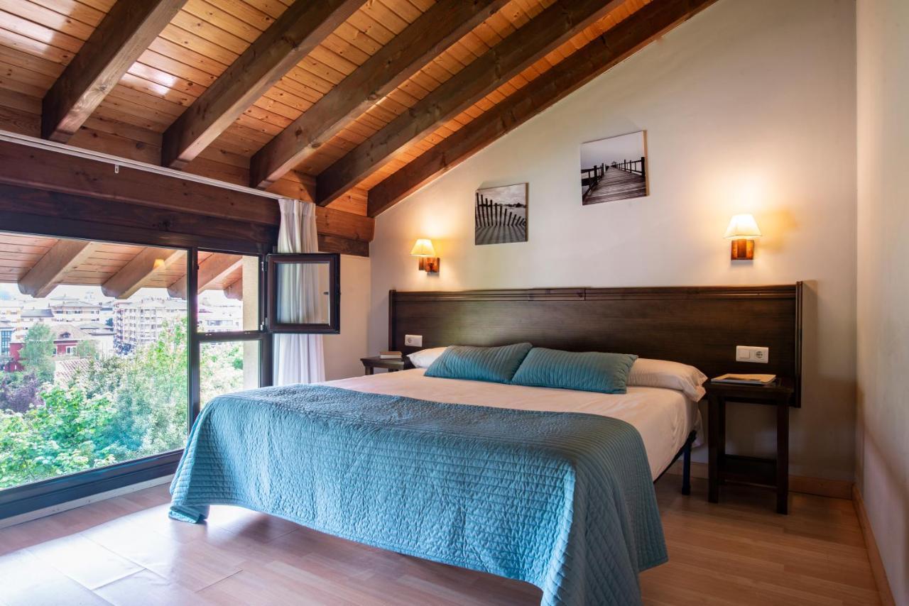 Apartamentos Aldea Del Puente Onís Buitenkant foto