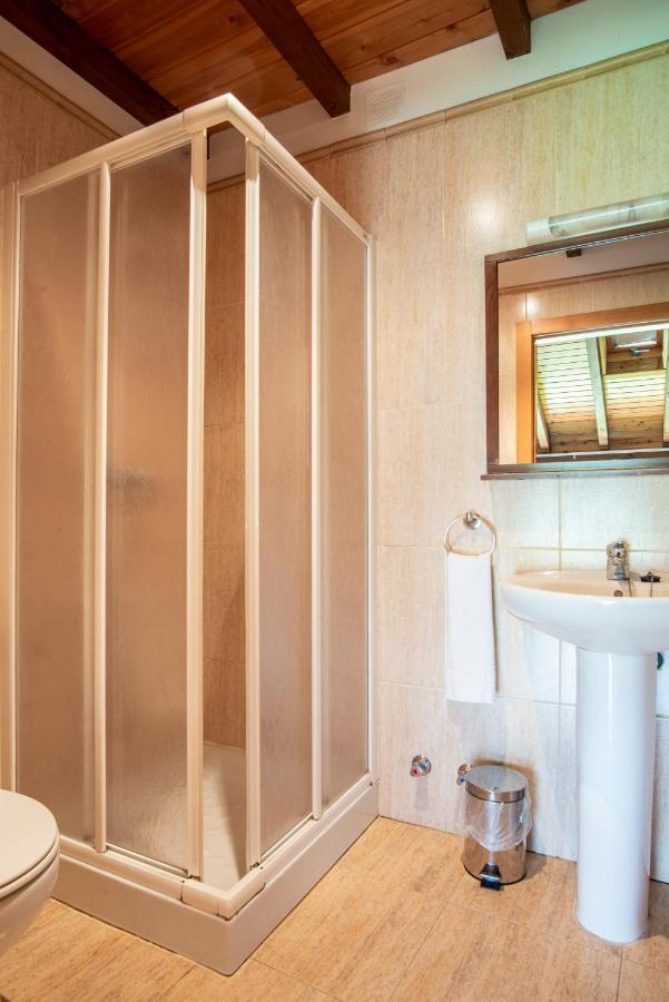 Apartamentos Aldea Del Puente Onís Buitenkant foto