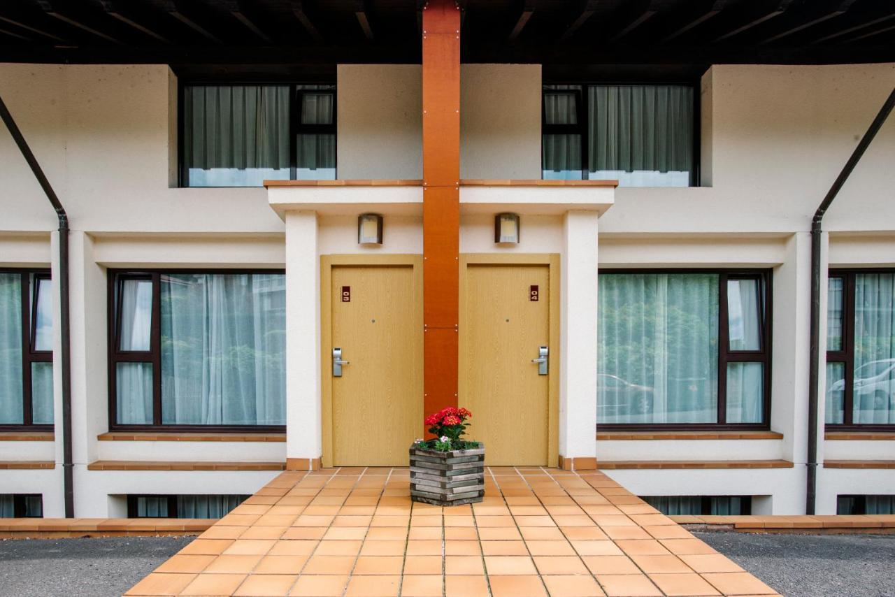 Apartamentos Aldea Del Puente Onís Buitenkant foto