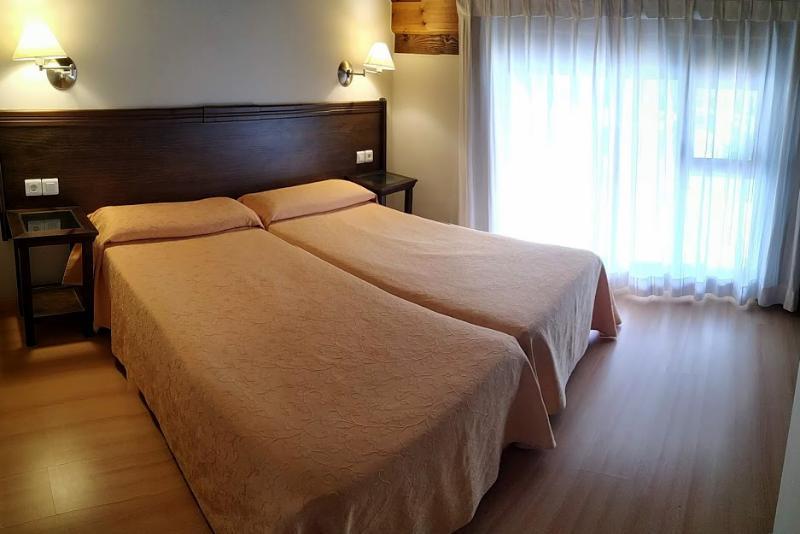 Apartamentos Aldea Del Puente Onís Buitenkant foto